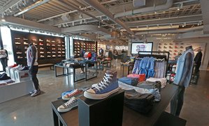 Converse Flagship Store in USA, New York | Shoes,Clothes,Accessories - Country Helper