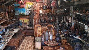 Digue Market in Madagascar, Analamanga | Gifts,Shoes,Clothes,Fragrance,Cosmetics,Accessories - Country Helper