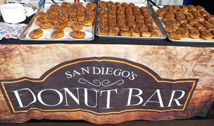 Donut Bar in USA, California | Baked Goods - Country Helper
