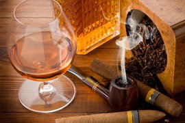 Franks Sliema | Wine,Tobacco Products,Beer,Spirits,Beverages - Rated 5