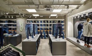 G-Star RAW Store Salzburg | Clothes - Rated 4.7
