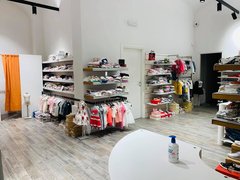 Gesto Outlet in Italy, Emilia-Romagna | Clothes - Country Helper