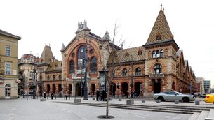 Great Market Hall in Hungary, Central Hungary | Souvenirs,Groceries,Fruit & Vegetable,Organic Food,Natural Beauty Products,Accessories - Country Helper