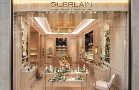 Guerlain in France, Ile-de-France | Natural Beauty Products - Country Helper