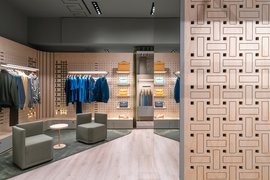 Hermes Milano in Italy, Lombardy | Clothes,Handbags - Country Helper