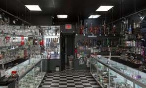 High Life Smoke Shop Asheville in USA, North Carolina | Tobacco Products - Country Helper