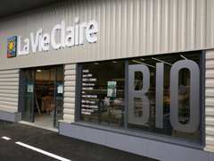 La Vie Claire in France, Auvergne-Rhone-Alpes | Organic Food - Country Helper