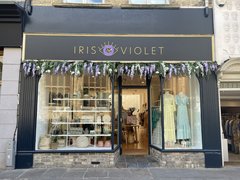Iris and Violet Cambridge | Clothes - Rated 4.7
