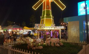 Jomtien Beach Night Market | Clothes,Herbs,Fruit & Vegetable,Organic Food,Accessories - Rated 4.4