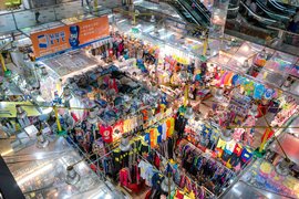 Kwai Chung Plaza in China, South Central China | Gifts,Shoes,Clothes,Handbags,Cosmetics,Accessories - Country Helper