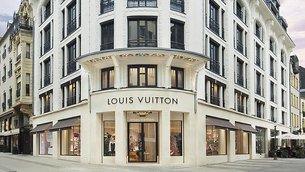 Louis Vuitton Luxembourg in Luxembourg, Luxembourg Canton | Handbags,Accessories,Travel Bags - Country Helper