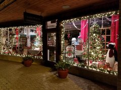 Lake Placid Christmas Co in USA, New York | Souvenirs - Country Helper