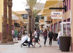 Las Vegas North Premium Outlets in USA, Nevada | Shoes,Clothes,Handbags,Swimwear,Sporting Equipment,Sportswear,Fragrance,Accessories - Country Helper