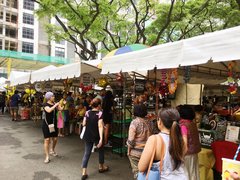 Legazpi Sunday Market in Philippines, National Capital Region | Handbags,Shoes,Accessories,Clothes,Fruit & Vegetable,Herbs - Country Helper