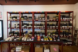 Lou Wine Shop in USA, California | Beverages,Wine - Country Helper