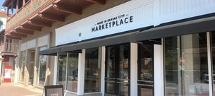Made in KC Marketplace - Plaza in USA, Missouri | Souvenirs - Country Helper