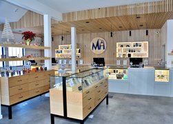 Mammoth Holistics Cannabis Dispensary & Delivery in USA, California | Cannabis Products - Rated 4.9