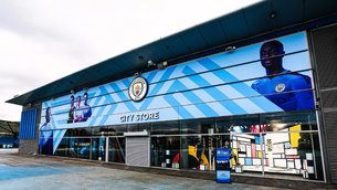 Manchester City Shop in United Kingdom, North West England | Souvenirs - Country Helper