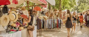 Mauerpark Flea Market in Germany, Berlin | Souvenirs,Gifts,Art,Other Crafts,Accessories - Country Helper