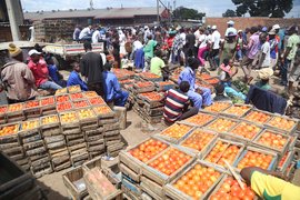 Mbare Musika Market in Zimbabwe, Harare Metropolitan Province | Herbs,Fruit & Vegetable,Organic Food,Spices - Country Helper