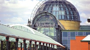 Meadowhall in United Kingdom, Yorkshire and the Humber | Fragrance,Handbags,Shoes,Accessories,Clothes,Cosmetics - Country Helper