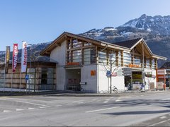 Migros-Supermarkt in Switzerland, Canton of Valais | Groceries,Herbs,Dairy,Fruit & Vegetable,Organic Food - Rated 4.2