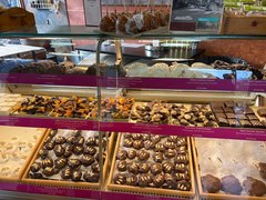 Mountain Chocolates in Canada, Alberta | Sweets - Country Helper