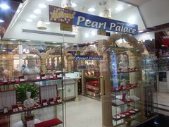 Natural Pearl Palace in Bahrain, Capital Governorate | Jewelry - Country Helper