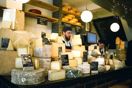 Neal’s Yard Dairy in United Kingdom, Greater London | Dairy - Country Helper