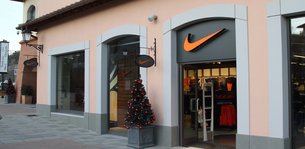 Nike Store Venice in Italy, Veneto | Sportswear - Country Helper