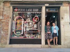 Penny Lane Shop Venezia in Italy, Veneto | Clothes - Country Helper