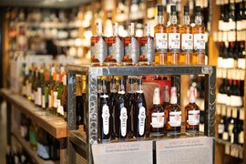 Peoples Wine Shop in USA, New York | Wine,Spirits - Country Helper