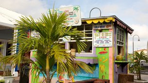 Port Lucaya Marketplace in Bahamas, Grand Bahama | Souvenirs,Shoes,Clothes,Swimwear,Accessories - Country Helper