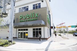 Publix Super Market at Channel Club in USA, Florida | Meat,Herbs,Dairy,Fruit & Vegetable,Organic Food - Country Helper
