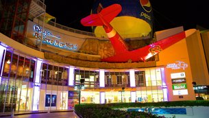 Royal Garden Plaza in Thailand, Eastern Thailand | Shoes,Clothes,Sportswear,Cosmetics,Accessories - Country Helper