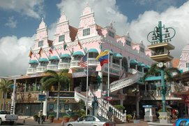 Royal Plaza Mall in Aruba, Oranjestad District | Clothes,Swimwear,Cosmetics,Watches,Accessories,Jewelry - Country Helper