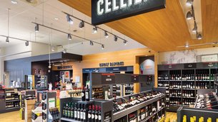 SAQ Selection in Canada, Quebec | Beverages,Wine,Spirits - Country Helper