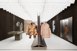 Stone Island Store in Italy, Veneto | Clothes - Country Helper