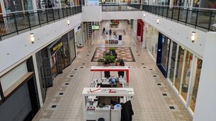 The Grove Mall in South Africa, Gauteng | Gifts,Shoes,Clothes,Handbags,Fragrance,Cosmetics - Rated 4.3