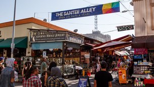 The Santee Alley in USA, California | Shoes,Clothes,Handbags,Travel Bags - Country Helper