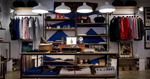 Tommy Hilfiger in Italy, Aosta Valley | Clothes,Accessories - Country Helper