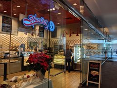 Wuollet Bakery in USA, Minnesota | Baked Goods - Country Helper