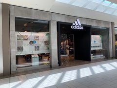 Adidas Originals Store Miami in USA, Florida | Sportswear - Country Helper