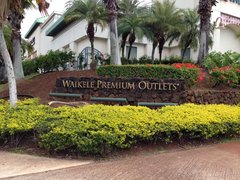 Waikele Premium Outlets in USA, Hawaii | Shoes,Clothes,Handbags,Swimwear,Sportswear,Fragrance,Accessories,Jewelry - Country Helper