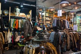 Outlet Leather Market Paris | Clothes - Rated 5