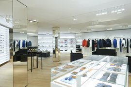 Dior Boutique in France, Provence-Alpes-Cote d'Azur | Shoes,Clothes,Handbags - Country Helper